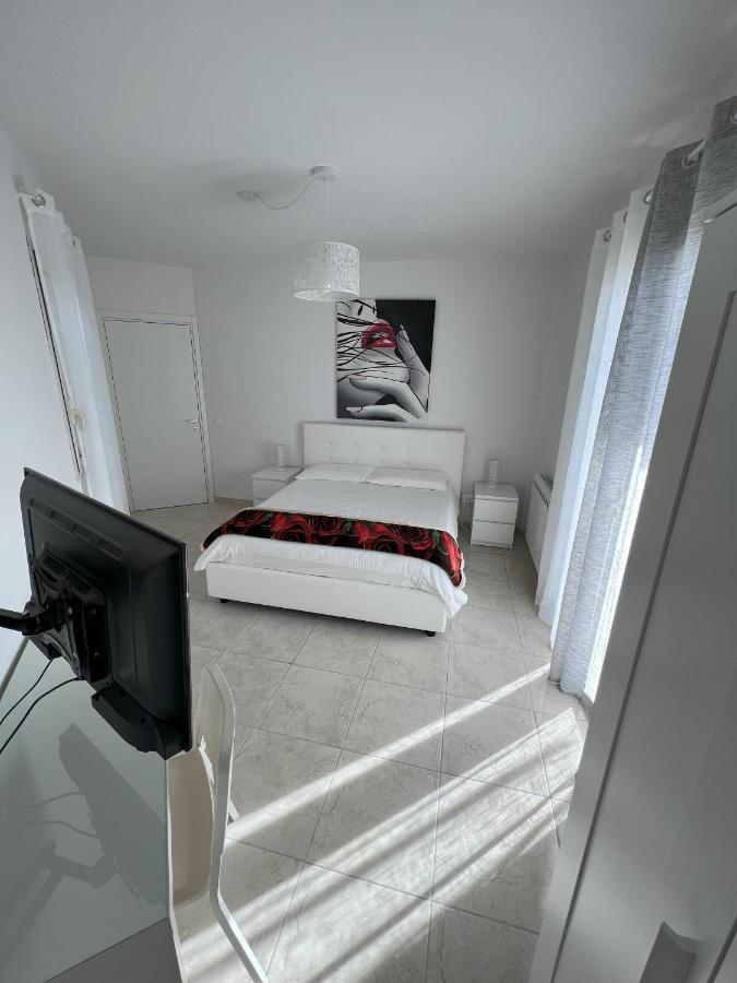 Casa Vacanze Le Tre Scimmiette Paterno  Exteriér fotografie